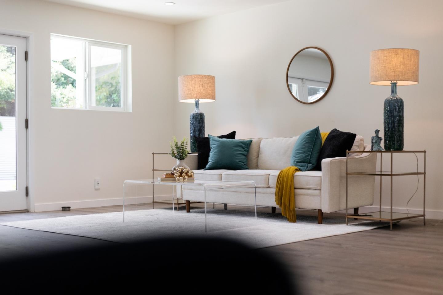 Detail Gallery Image 14 of 44 For 518 King St, Santa Cruz,  CA 95060 - 3 Beds | 2 Baths