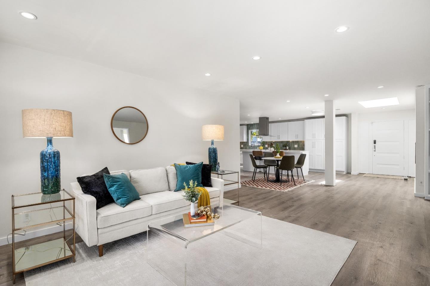 Detail Gallery Image 15 of 44 For 518 King St, Santa Cruz,  CA 95060 - 3 Beds | 2 Baths