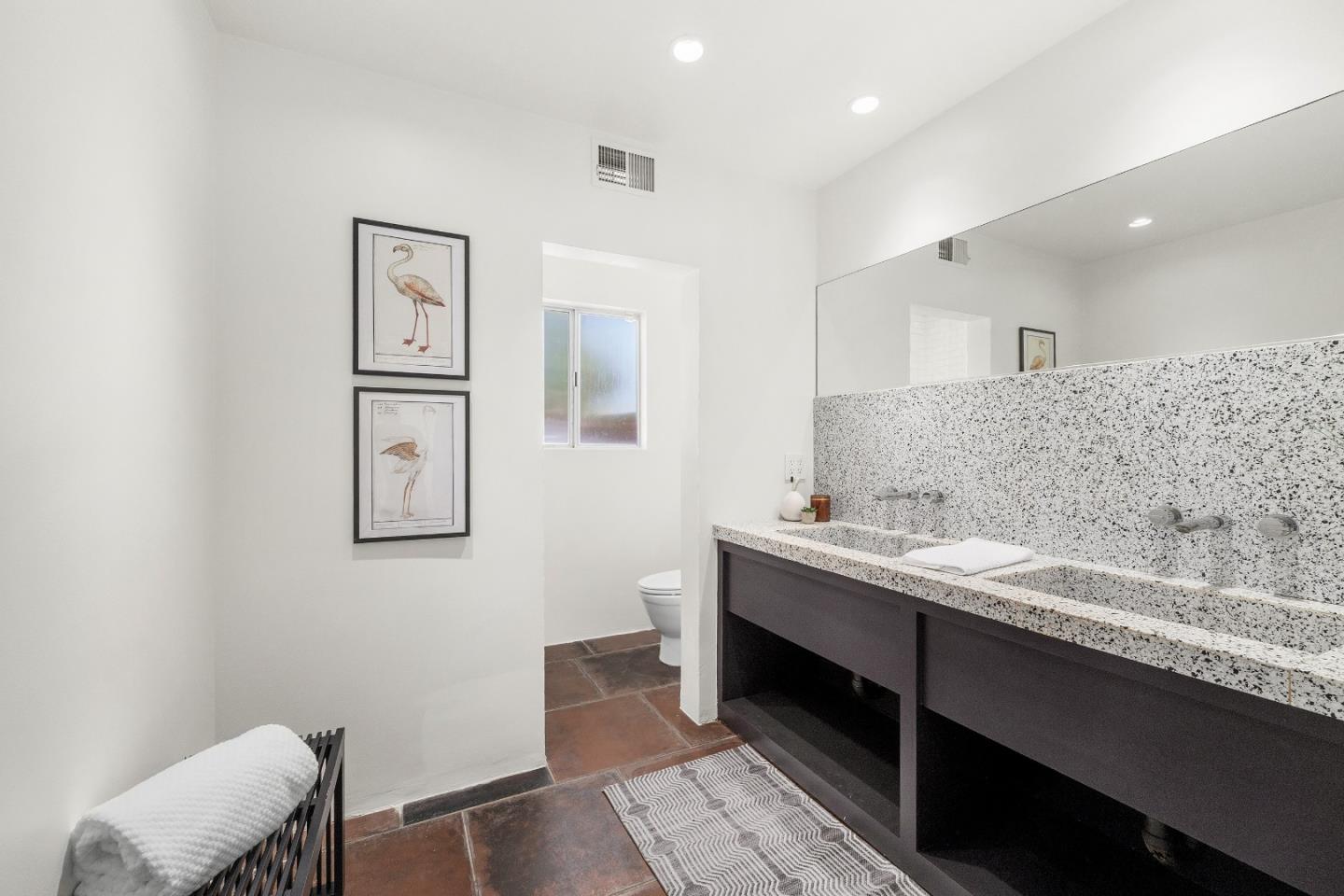 Detail Gallery Image 32 of 44 For 518 King St, Santa Cruz,  CA 95060 - 3 Beds | 2 Baths