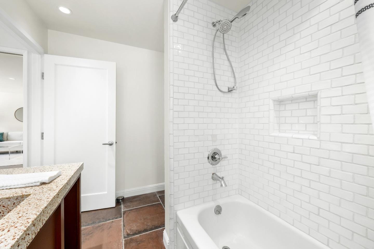 Detail Gallery Image 41 of 44 For 518 King St, Santa Cruz,  CA 95060 - 3 Beds | 2 Baths