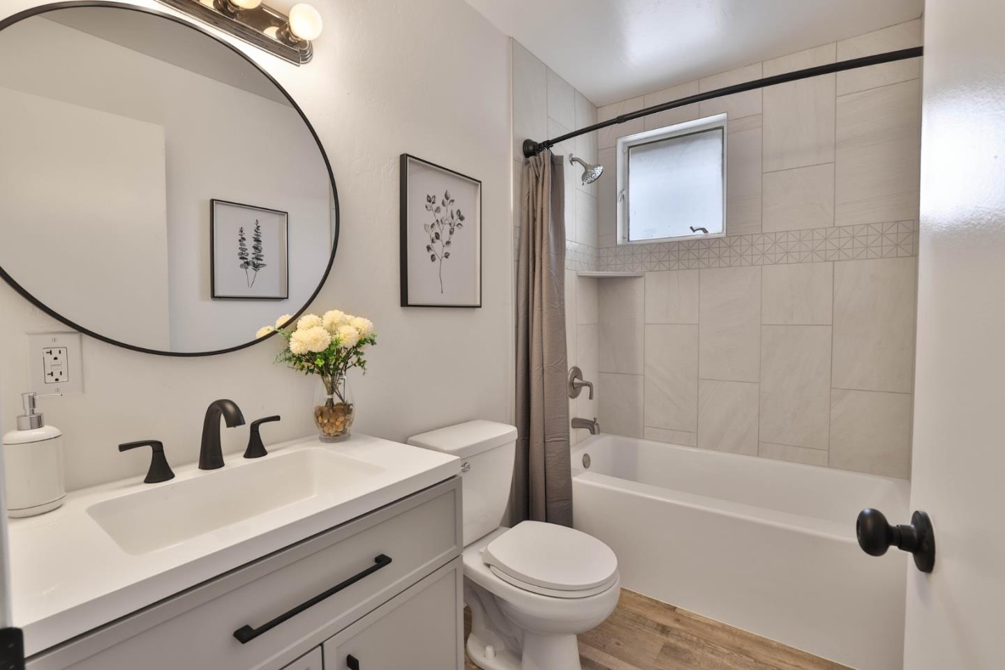 Detail Gallery Image 15 of 21 For 215 Whirlaway Dr, San Jose,  CA 95111 - 3 Beds | 2 Baths