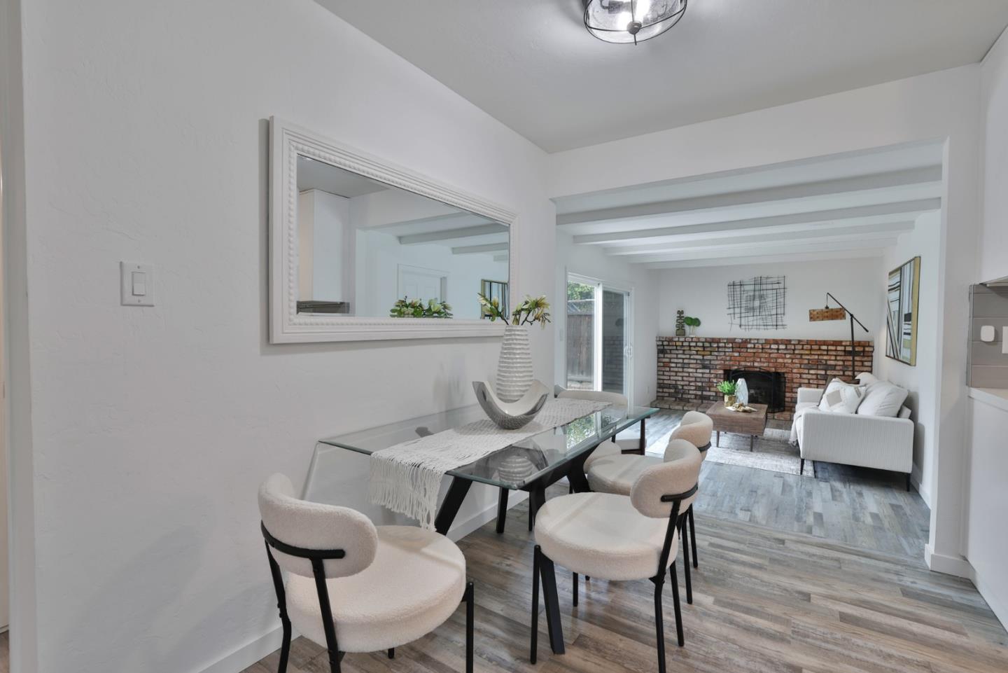 Detail Gallery Image 5 of 21 For 215 Whirlaway Dr, San Jose,  CA 95111 - 3 Beds | 2 Baths