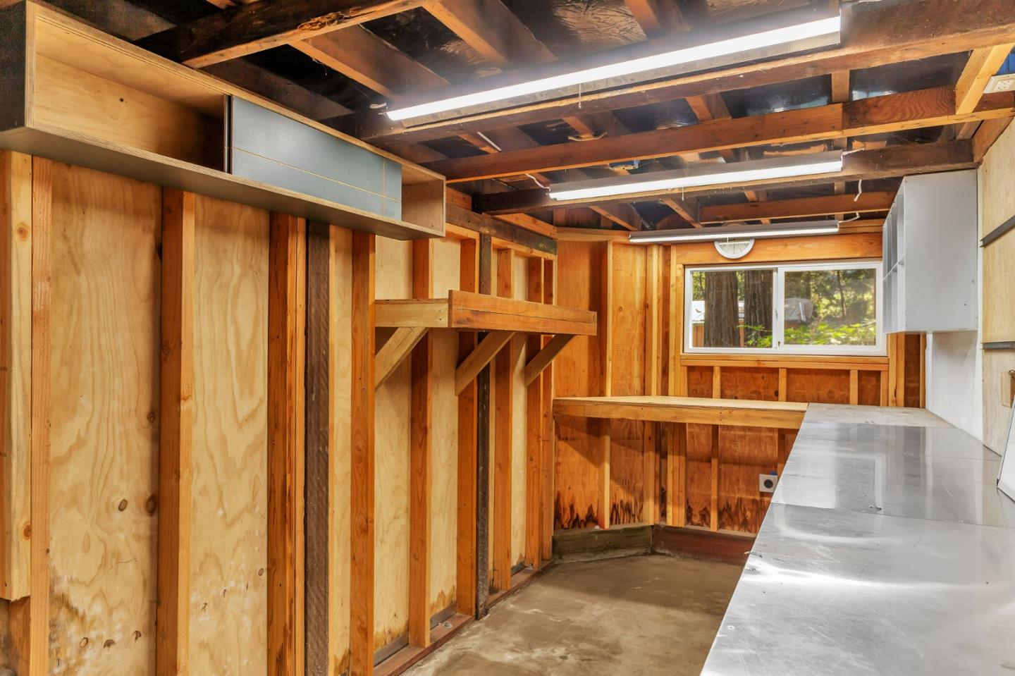 Detail Gallery Image 42 of 48 For 160 Woodland Dr, Ben Lomond,  CA 95005 - 1 Beds | 1 Baths