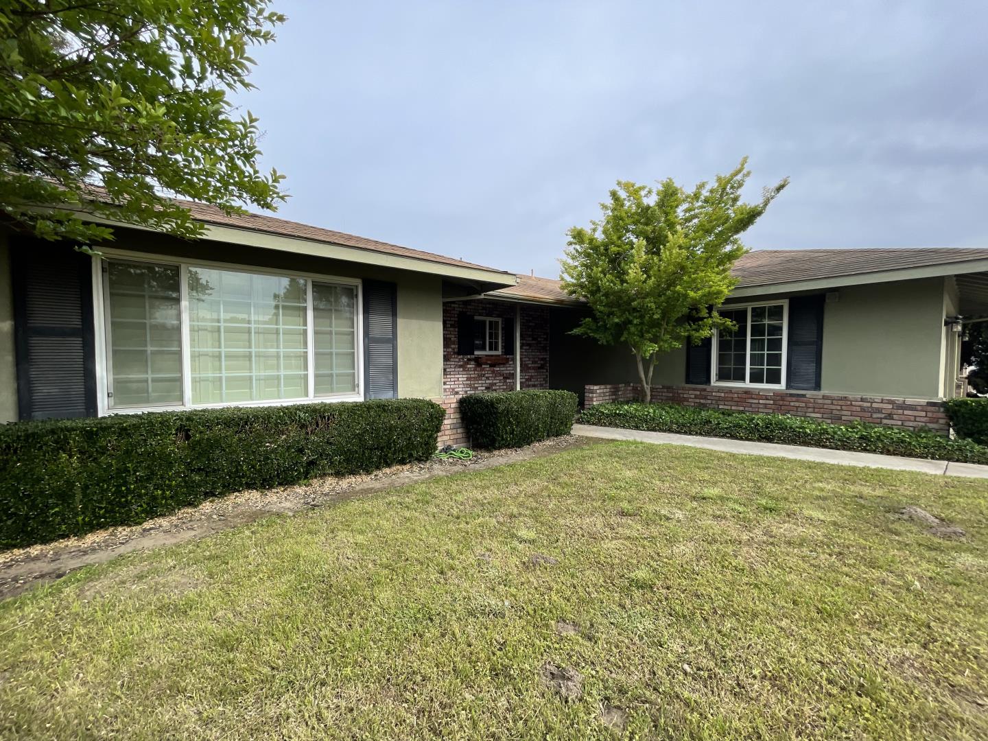 Detail Gallery Image 2 of 18 For 3808 Longbridge Dr, Modesto,  CA 95356 - 3 Beds | 2 Baths