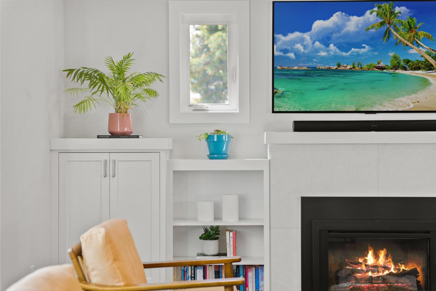 Detail Gallery Image 10 of 70 For 322 Elm St, San Carlos,  CA 94070 - 4 Beds | 3/1 Baths