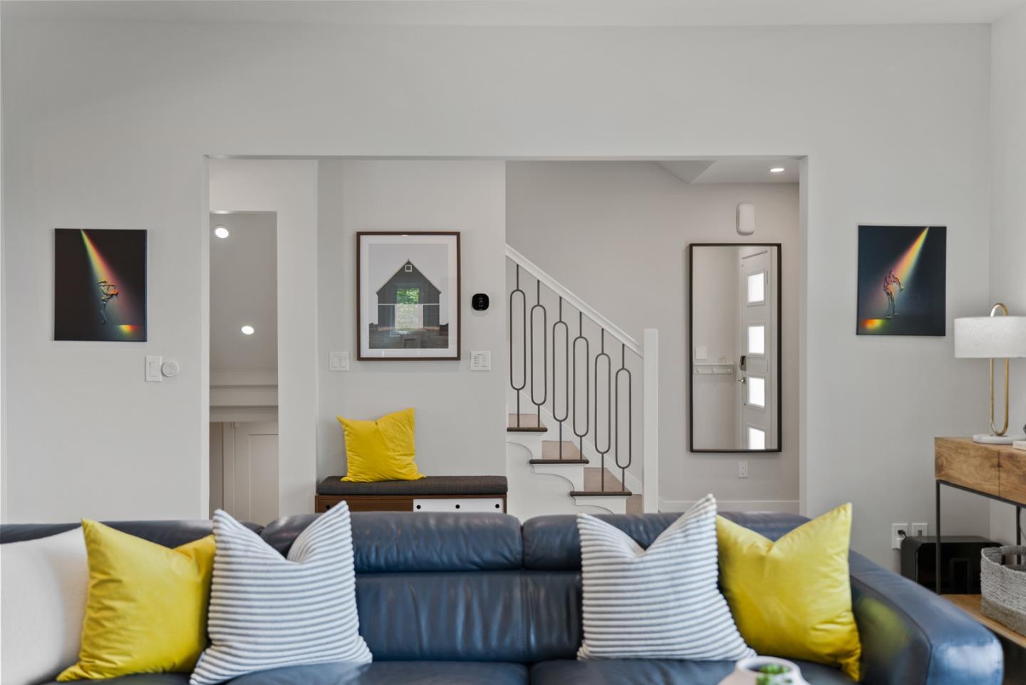Detail Gallery Image 11 of 70 For 322 Elm St, San Carlos,  CA 94070 - 4 Beds | 3/1 Baths