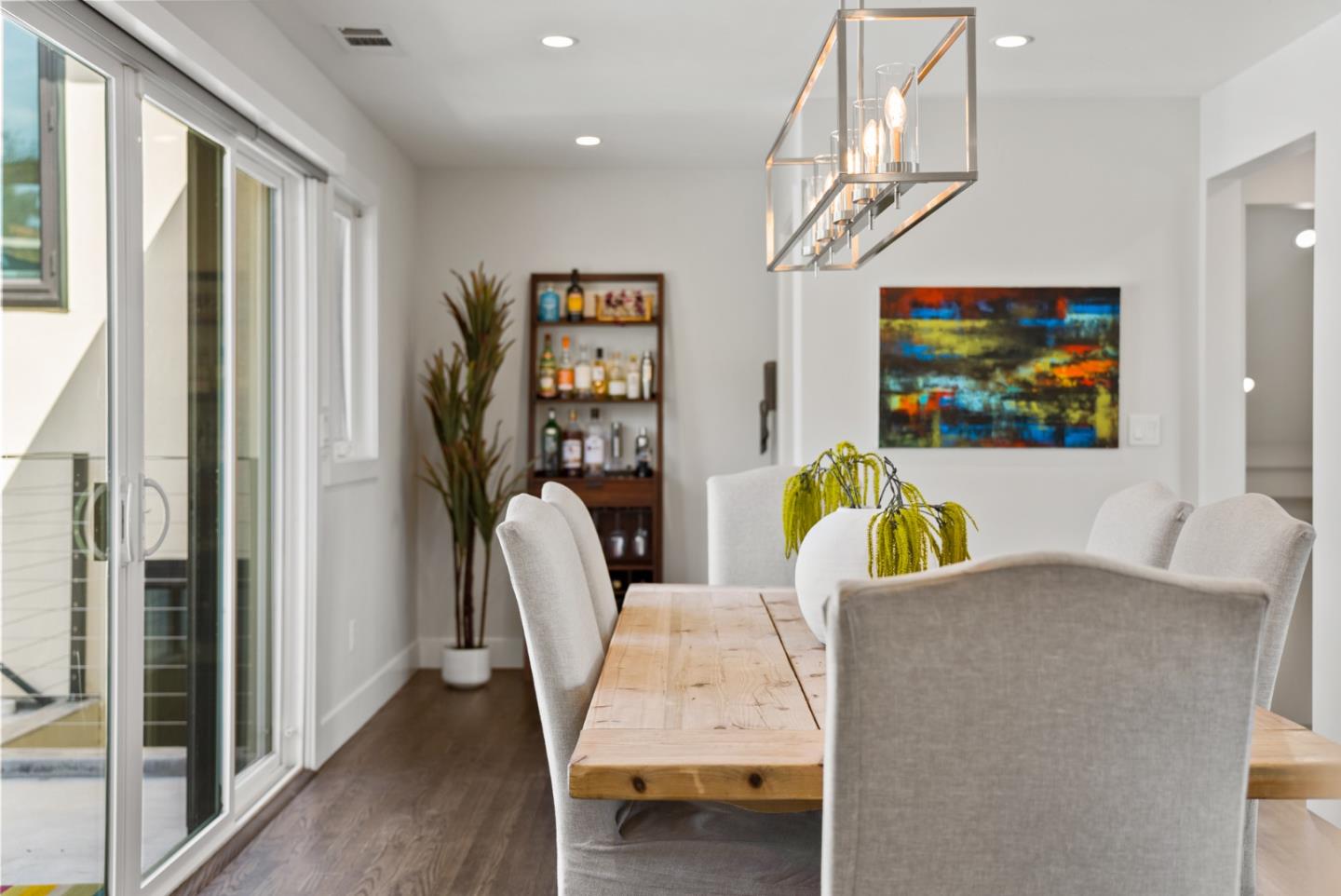 Detail Gallery Image 12 of 70 For 322 Elm St, San Carlos,  CA 94070 - 4 Beds | 3/1 Baths