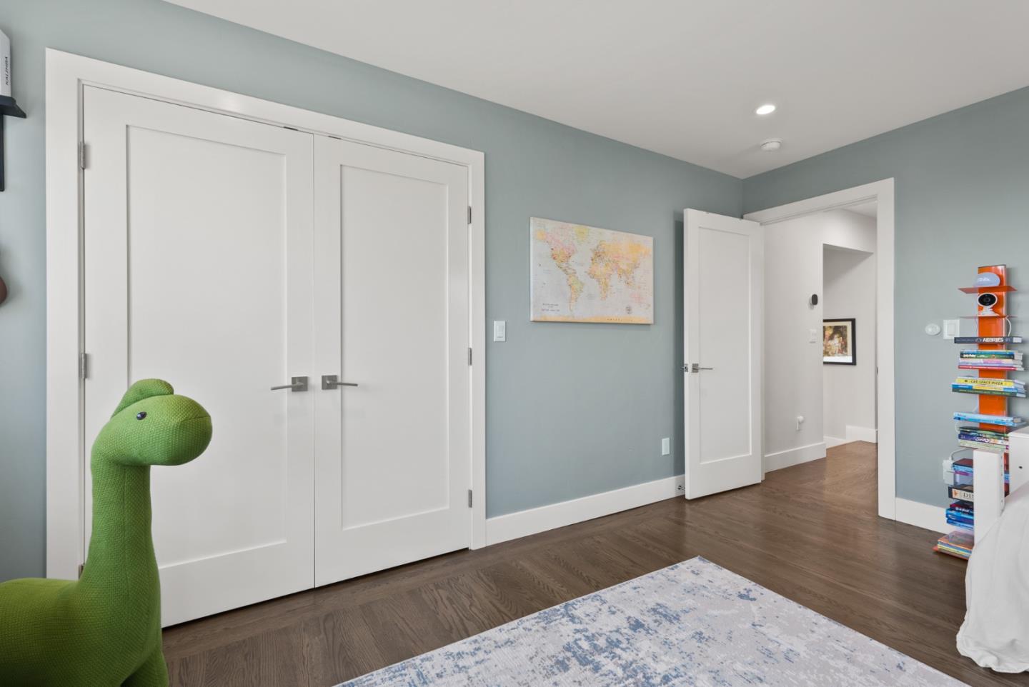 Detail Gallery Image 28 of 70 For 322 Elm St, San Carlos,  CA 94070 - 4 Beds | 3/1 Baths