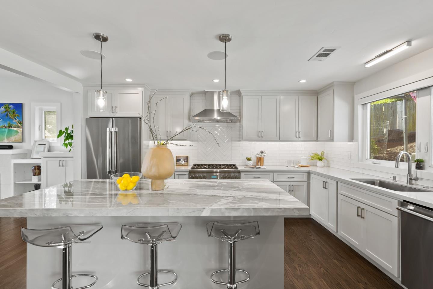 Detail Gallery Image 37 of 70 For 322 Elm St, San Carlos,  CA 94070 - 4 Beds | 3/1 Baths
