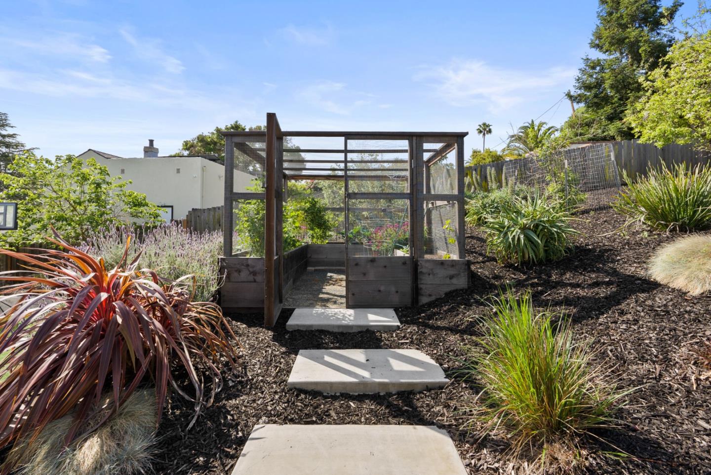 Detail Gallery Image 49 of 70 For 322 Elm St, San Carlos,  CA 94070 - 4 Beds | 3/1 Baths