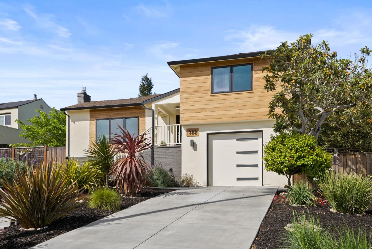 Detail Gallery Image 5 of 70 For 322 Elm St, San Carlos,  CA 94070 - 4 Beds | 3/1 Baths