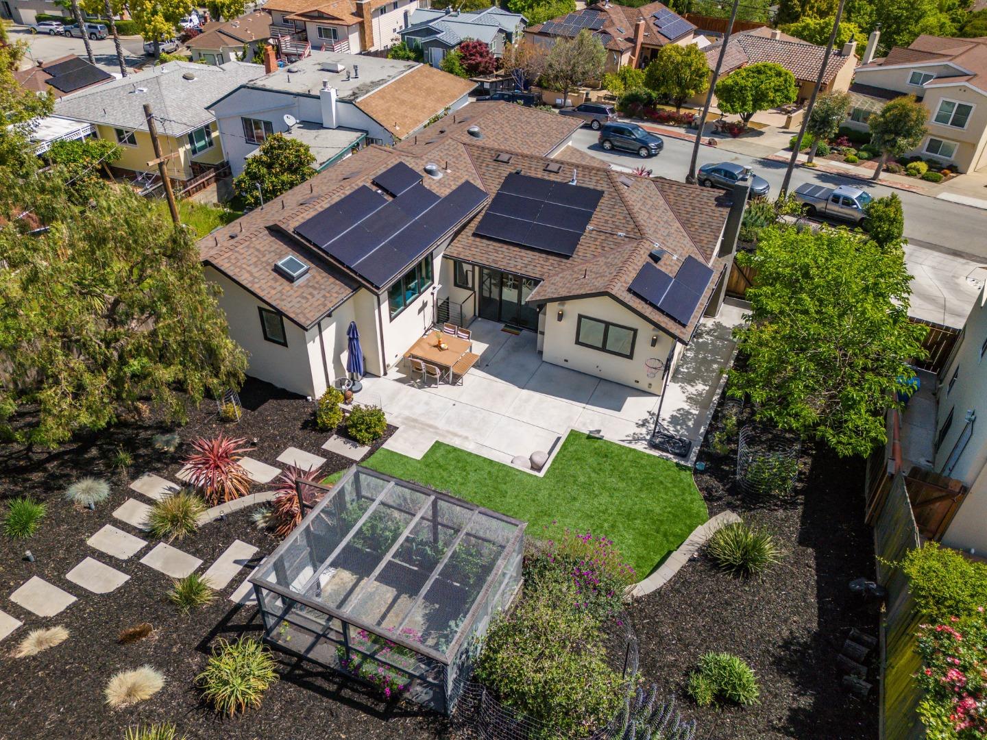 Detail Gallery Image 69 of 70 For 322 Elm St, San Carlos,  CA 94070 - 4 Beds | 3/1 Baths