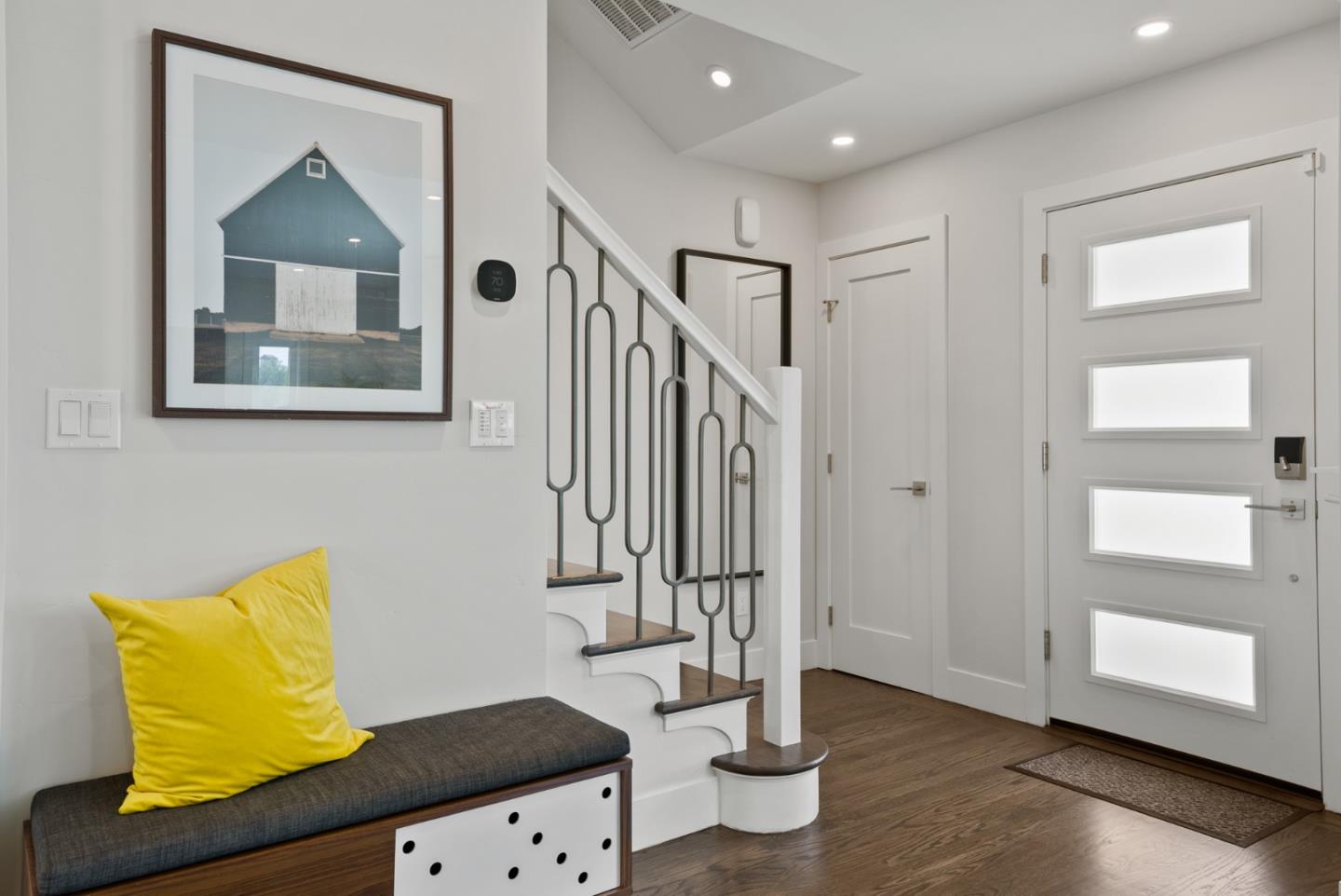 Detail Gallery Image 9 of 70 For 322 Elm St, San Carlos,  CA 94070 - 4 Beds | 3/1 Baths