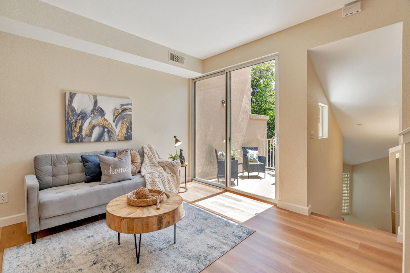 Detail Gallery Image 10 of 59 For 3344 Skyward Pl, San Jose,  CA 95136 - 1 Beds | 1/1 Baths
