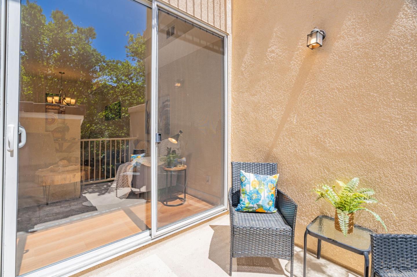 Detail Gallery Image 14 of 59 For 3344 Skyward Pl, San Jose,  CA 95136 - 1 Beds | 1/1 Baths