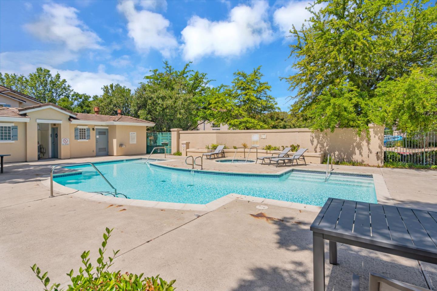 Detail Gallery Image 37 of 59 For 3344 Skyward Pl, San Jose,  CA 95136 - 1 Beds | 1/1 Baths