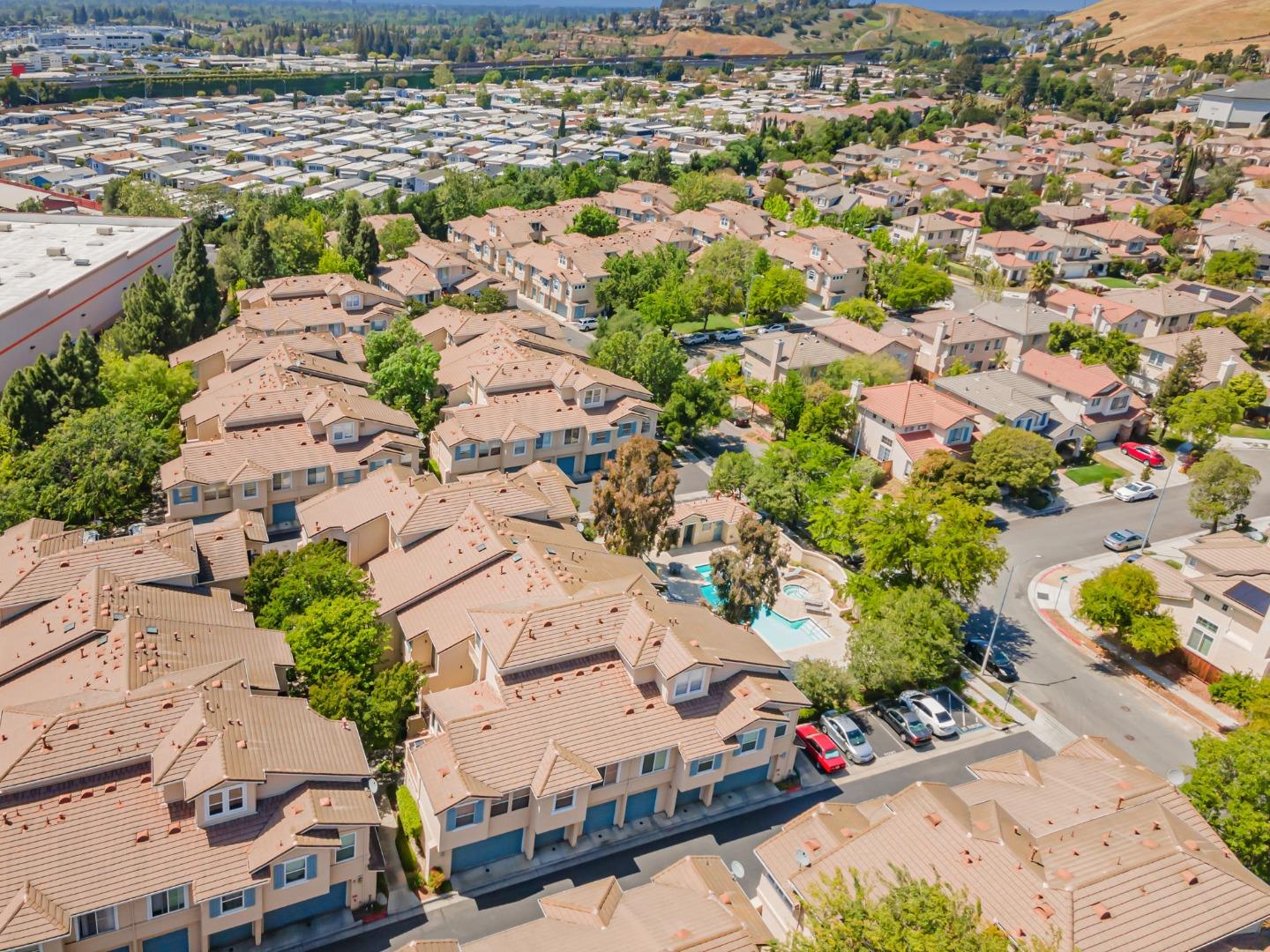 Detail Gallery Image 45 of 59 For 3344 Skyward Pl, San Jose,  CA 95136 - 1 Beds | 1/1 Baths