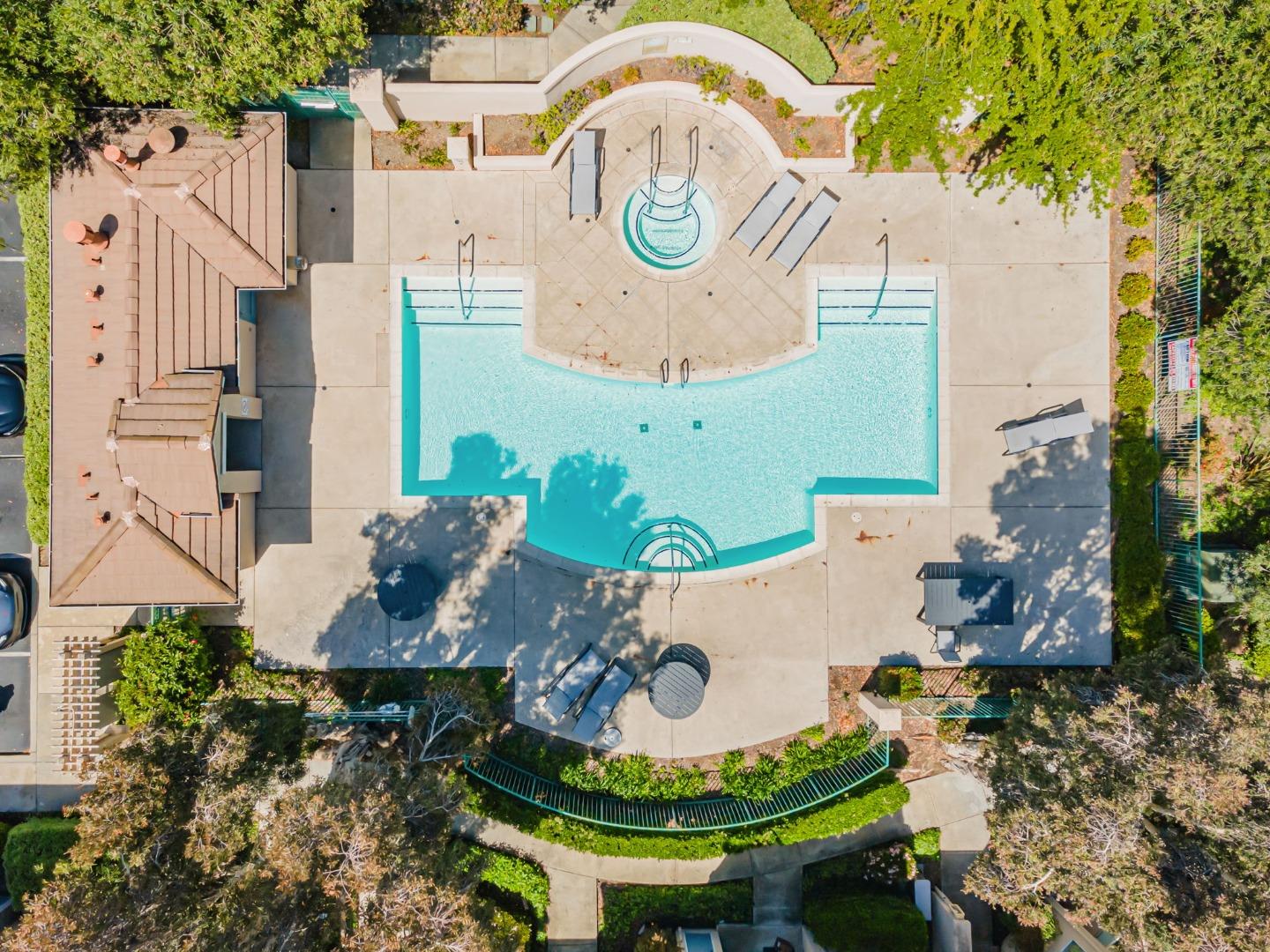 Detail Gallery Image 47 of 59 For 3344 Skyward Pl, San Jose,  CA 95136 - 1 Beds | 1/1 Baths