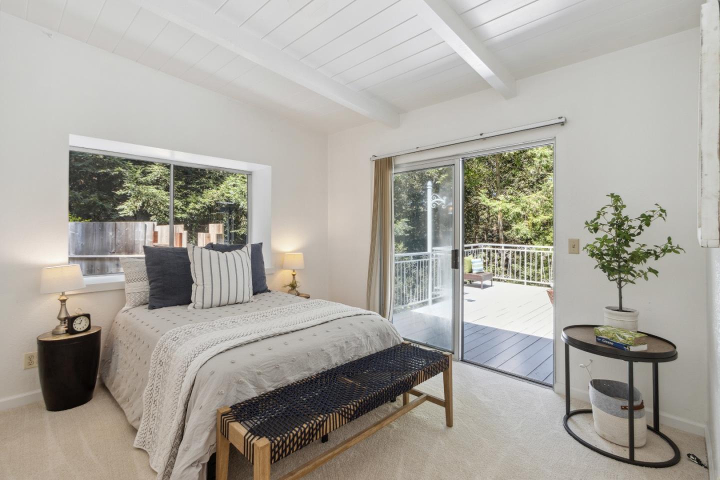 Detail Gallery Image 11 of 36 For 180 Sweet Pea Ln, Ben Lomond,  CA 95005 - 5 Beds | 2 Baths