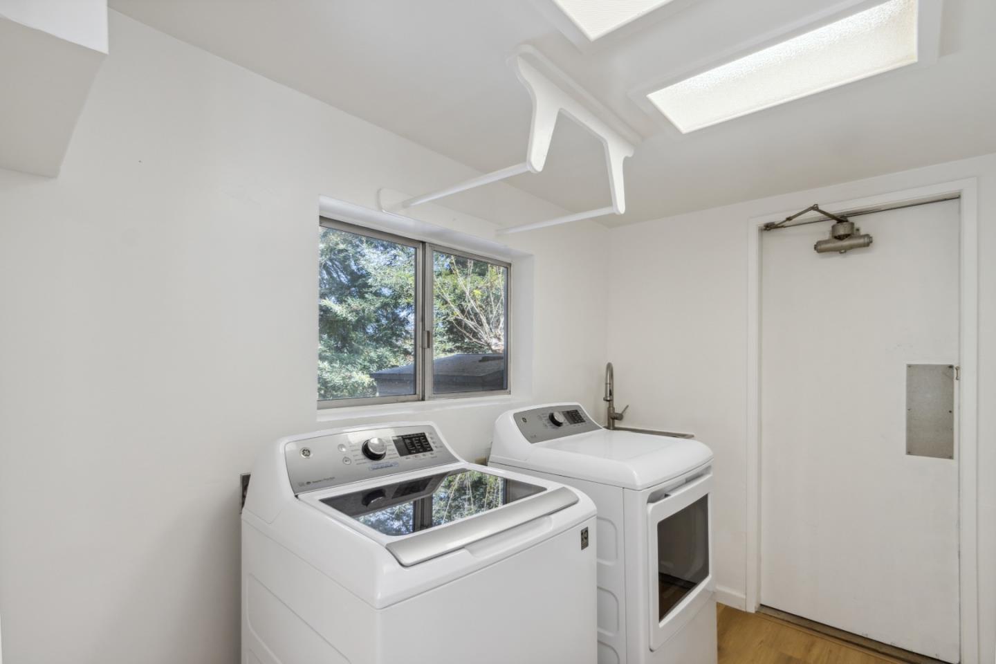 Detail Gallery Image 18 of 36 For 180 Sweet Pea Ln, Ben Lomond,  CA 95005 - 5 Beds | 2 Baths