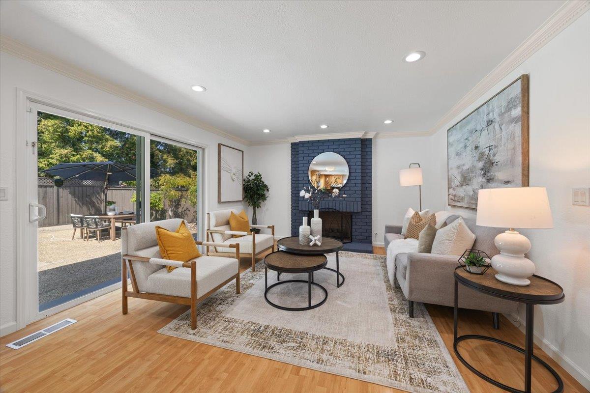 Detail Gallery Image 15 of 60 For 21547 Rosario Ave, Cupertino,  CA 95014 - 4 Beds | 3 Baths