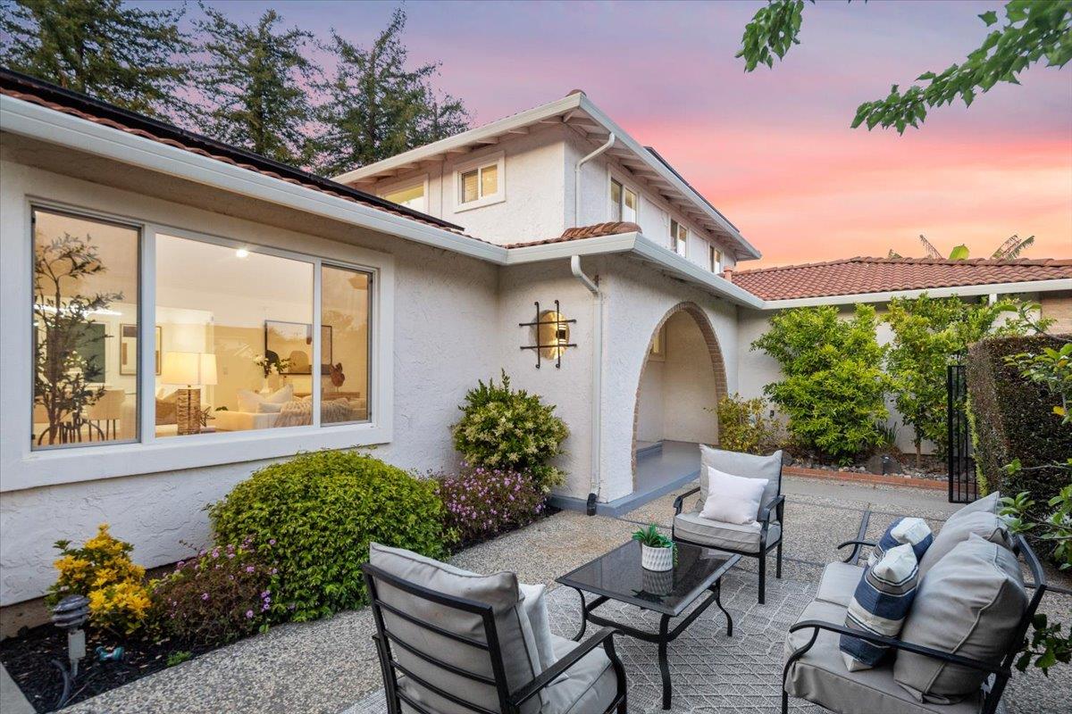 Detail Gallery Image 39 of 60 For 21547 Rosario Ave, Cupertino,  CA 95014 - 4 Beds | 3 Baths