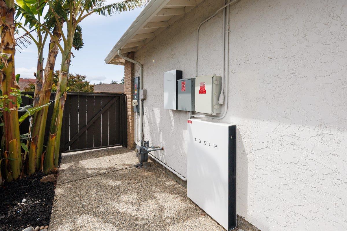 Detail Gallery Image 41 of 60 For 21547 Rosario Ave, Cupertino,  CA 95014 - 4 Beds | 3 Baths