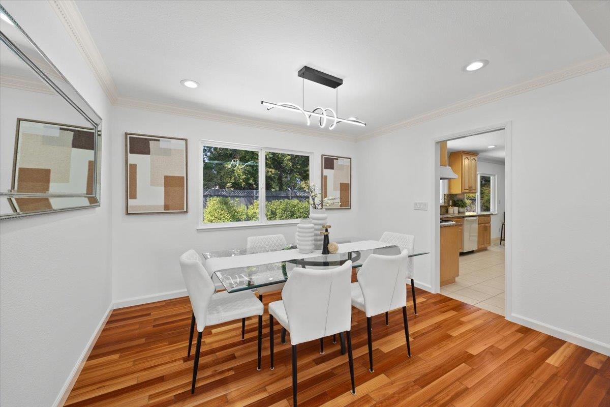Detail Gallery Image 8 of 60 For 21547 Rosario Ave, Cupertino,  CA 95014 - 4 Beds | 3 Baths