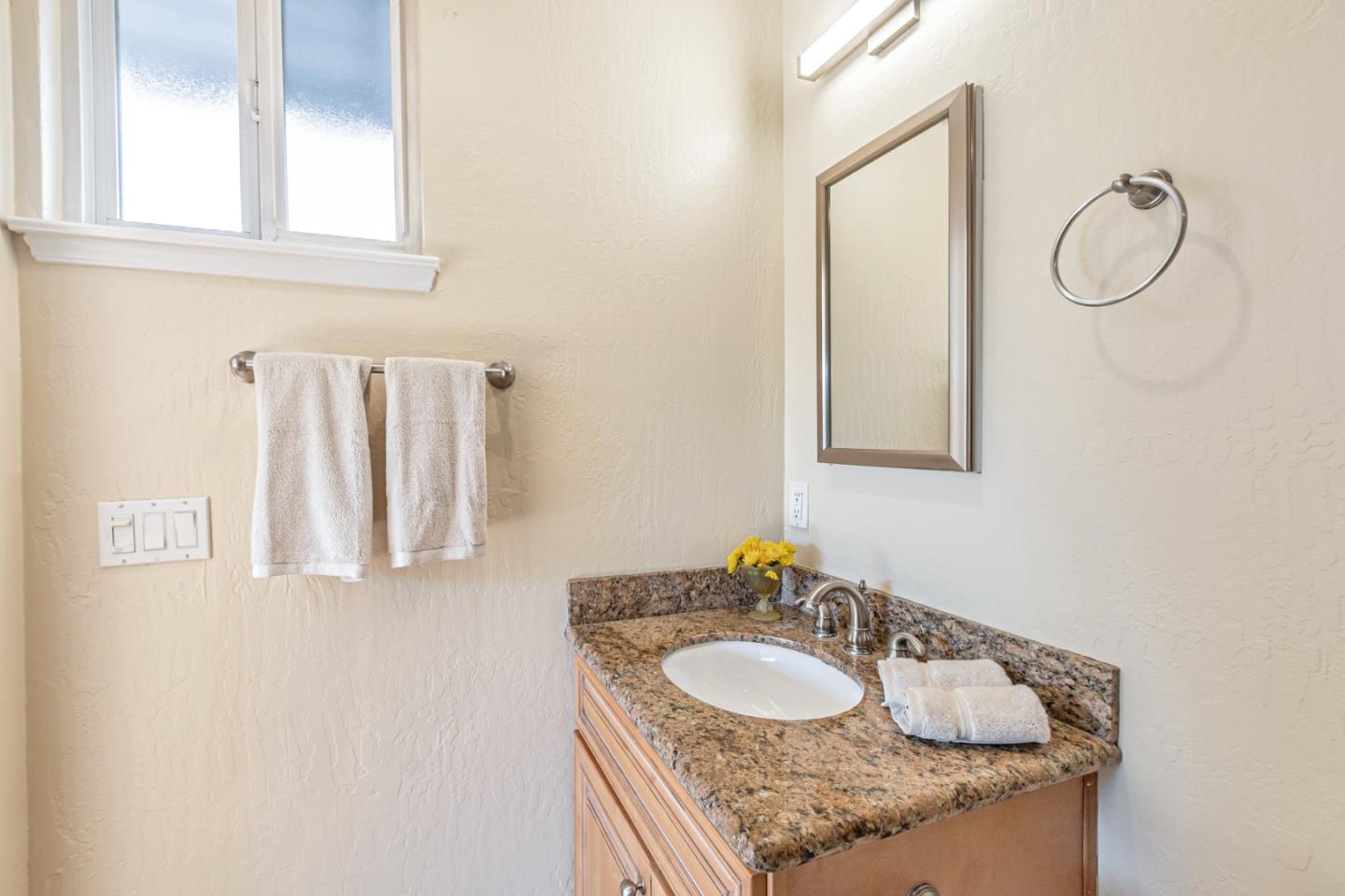Detail Gallery Image 18 of 33 For 4848 Anna Dr, San Jose,  CA 95124 - 3 Beds | 2 Baths