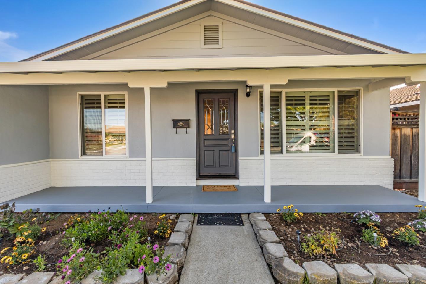 Detail Gallery Image 3 of 33 For 4848 Anna Dr, San Jose,  CA 95124 - 3 Beds | 2 Baths