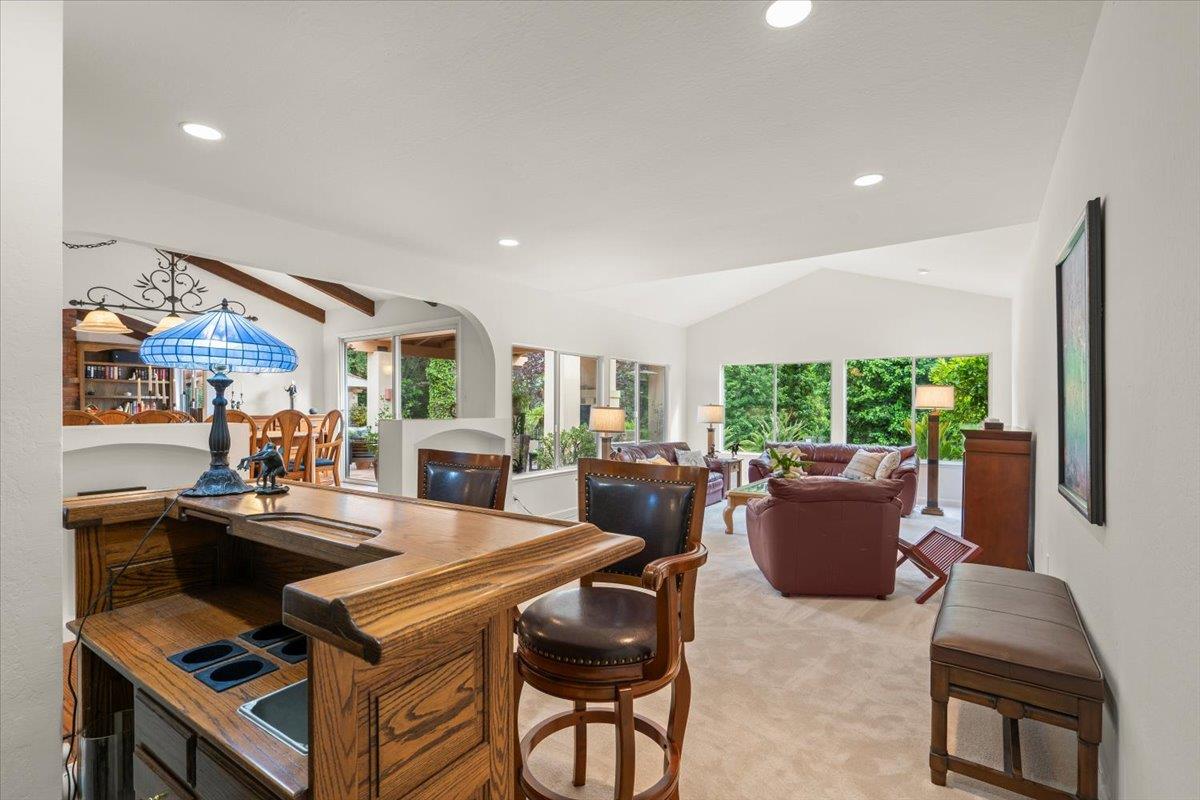Detail Gallery Image 8 of 66 For 8103 Crestview Ct, Gilroy,  CA 95020 - 3 Beds | 3 Baths