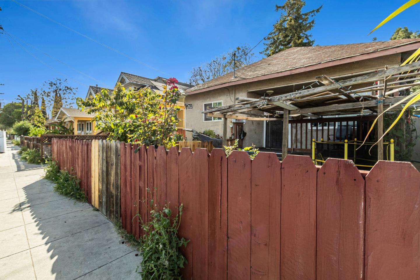 Detail Gallery Image 4 of 19 For 37 Union St, San Jose,  CA 95110 - 2 Beds | 1 Baths