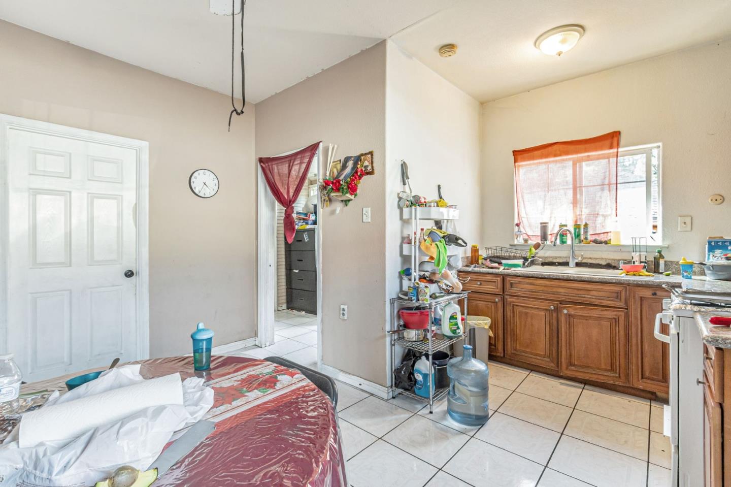 Detail Gallery Image 6 of 19 For 37 Union St, San Jose,  CA 95110 - 2 Beds | 1 Baths