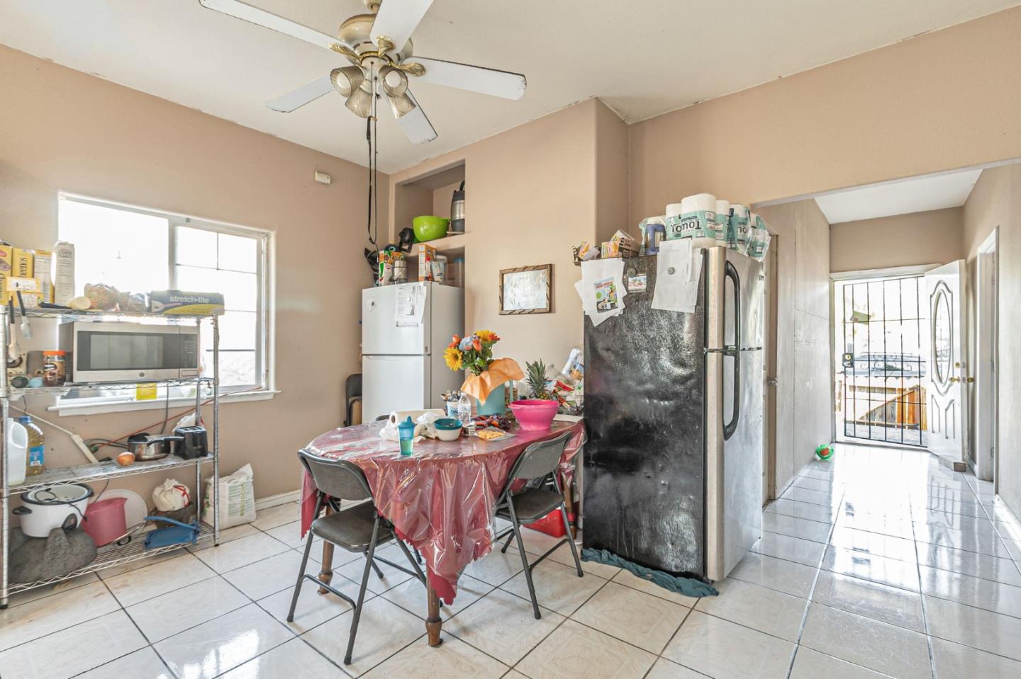 Detail Gallery Image 8 of 19 For 37 Union St, San Jose,  CA 95110 - 2 Beds | 1 Baths