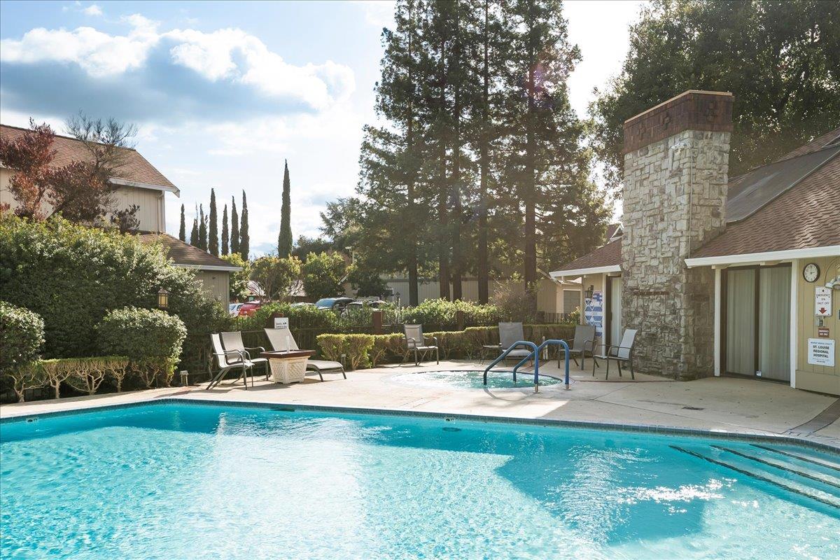 Detail Gallery Image 25 of 27 For 17068 Creekside Cir, Morgan Hill,  CA 95037 - 3 Beds | 2/1 Baths