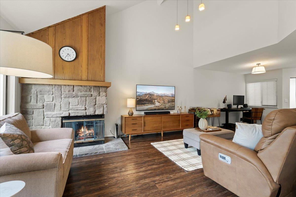 Detail Gallery Image 7 of 27 For 17068 Creekside Cir, Morgan Hill,  CA 95037 - 3 Beds | 2/1 Baths