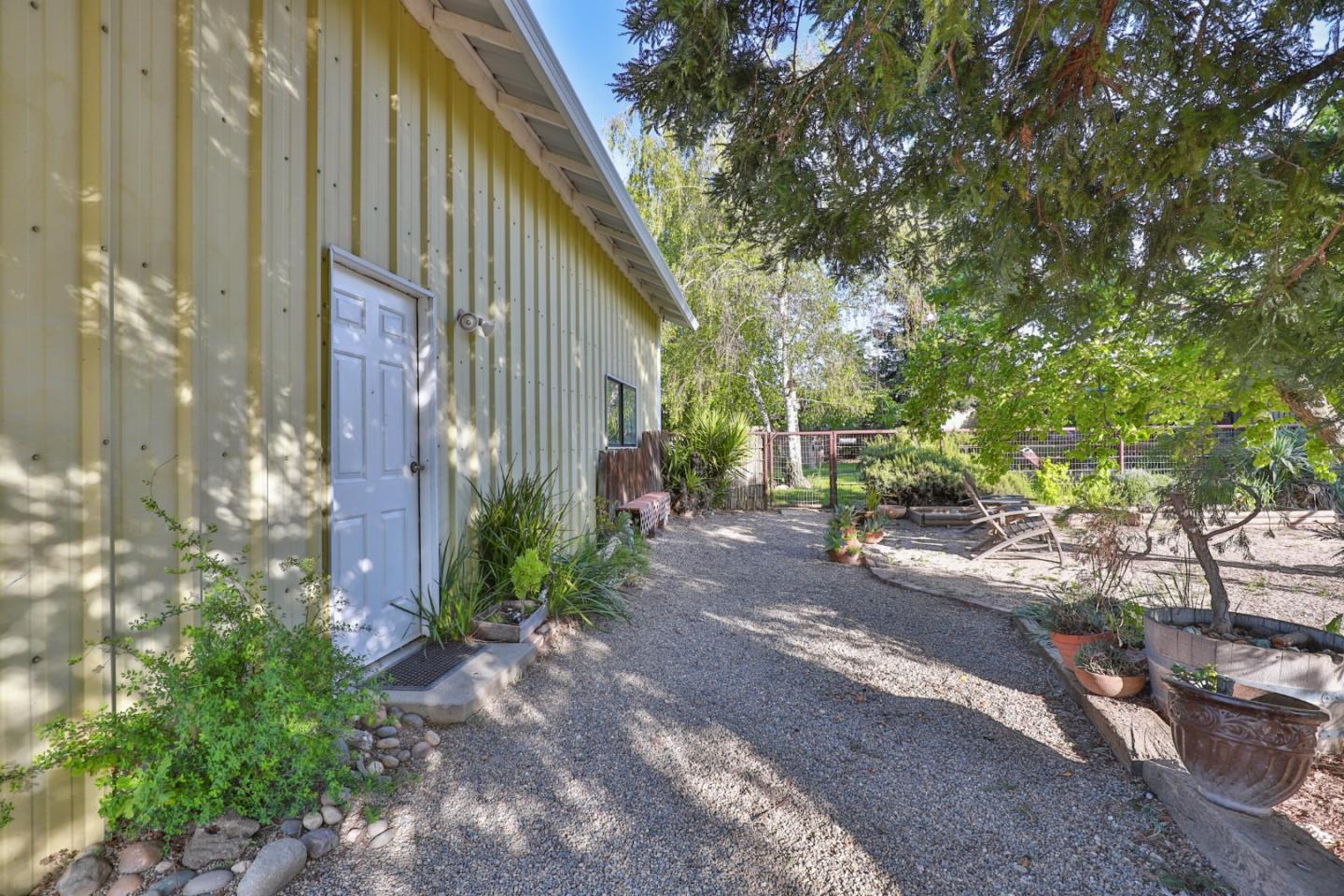 Detail Gallery Image 24 of 68 For 12481 Peach Ln, Wilton,  CA 95693 - 4 Beds | 4 Baths