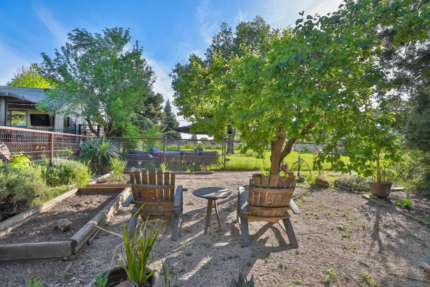 Detail Gallery Image 25 of 68 For 12481 Peach Ln, Wilton,  CA 95693 - 4 Beds | 4 Baths