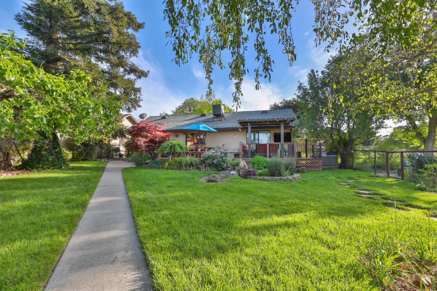 Detail Gallery Image 3 of 68 For 12481 Peach Ln, Wilton,  CA 95693 - 4 Beds | 4 Baths