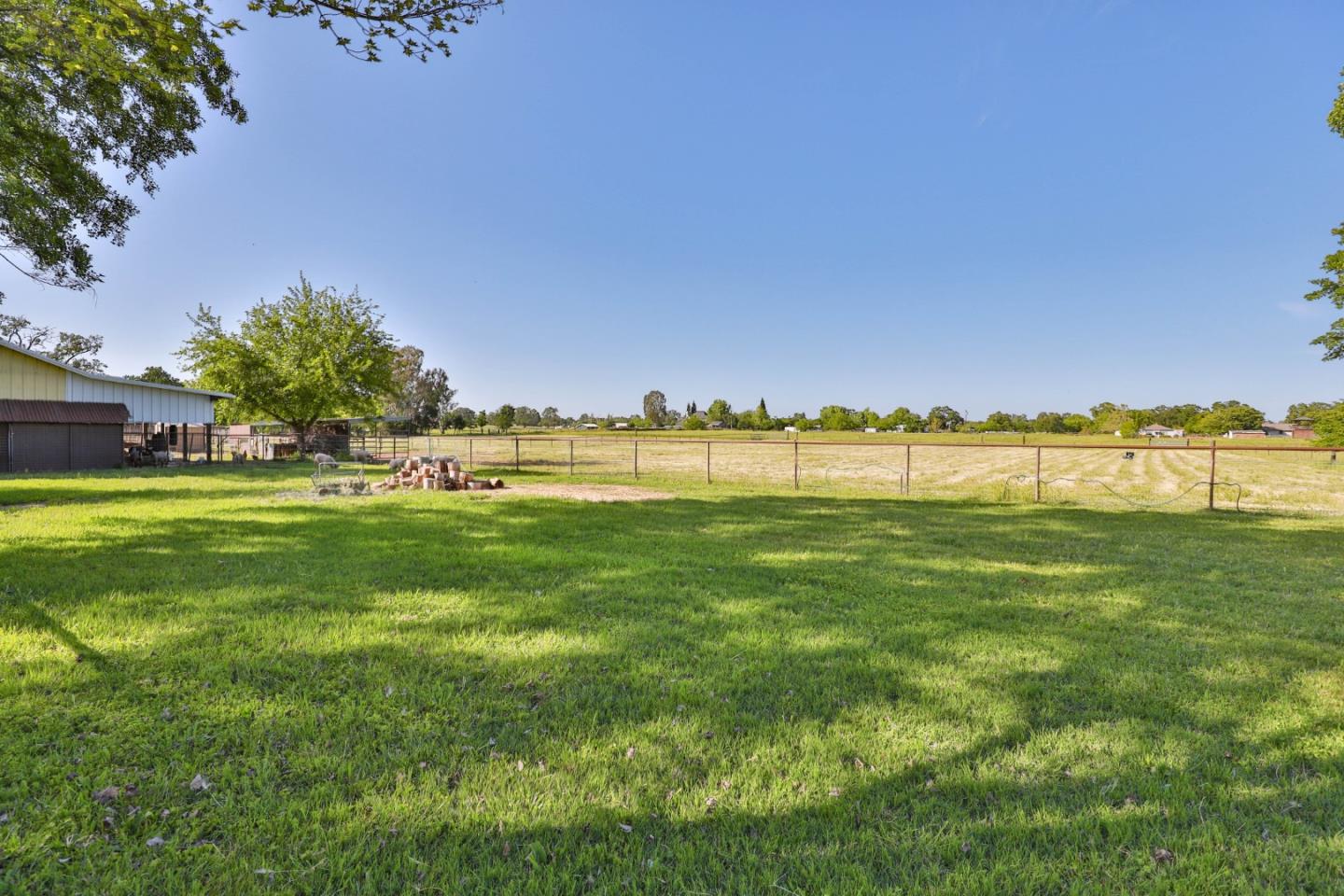 Detail Gallery Image 39 of 68 For 12481 Peach Ln, Wilton,  CA 95693 - 4 Beds | 4 Baths