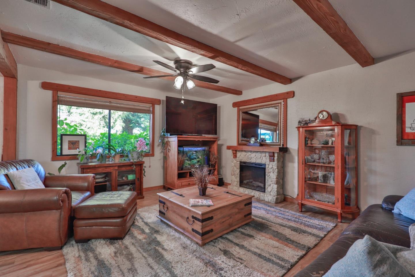 Detail Gallery Image 5 of 68 For 12481 Peach Ln, Wilton,  CA 95693 - 4 Beds | 4 Baths