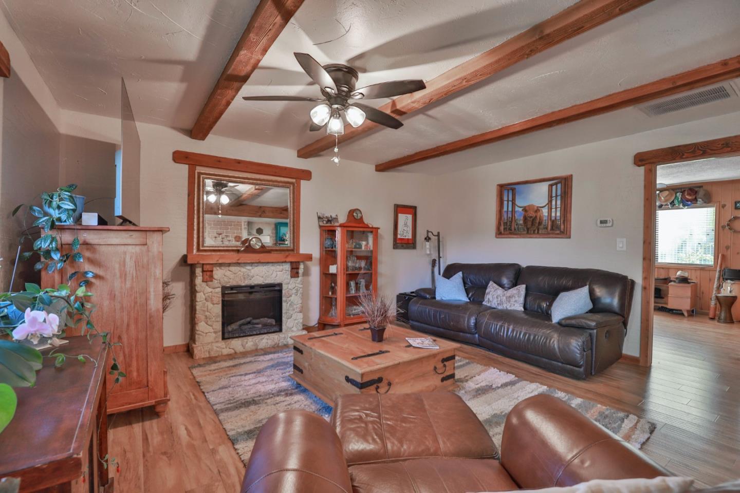 Detail Gallery Image 6 of 68 For 12481 Peach Ln, Wilton,  CA 95693 - 4 Beds | 4 Baths