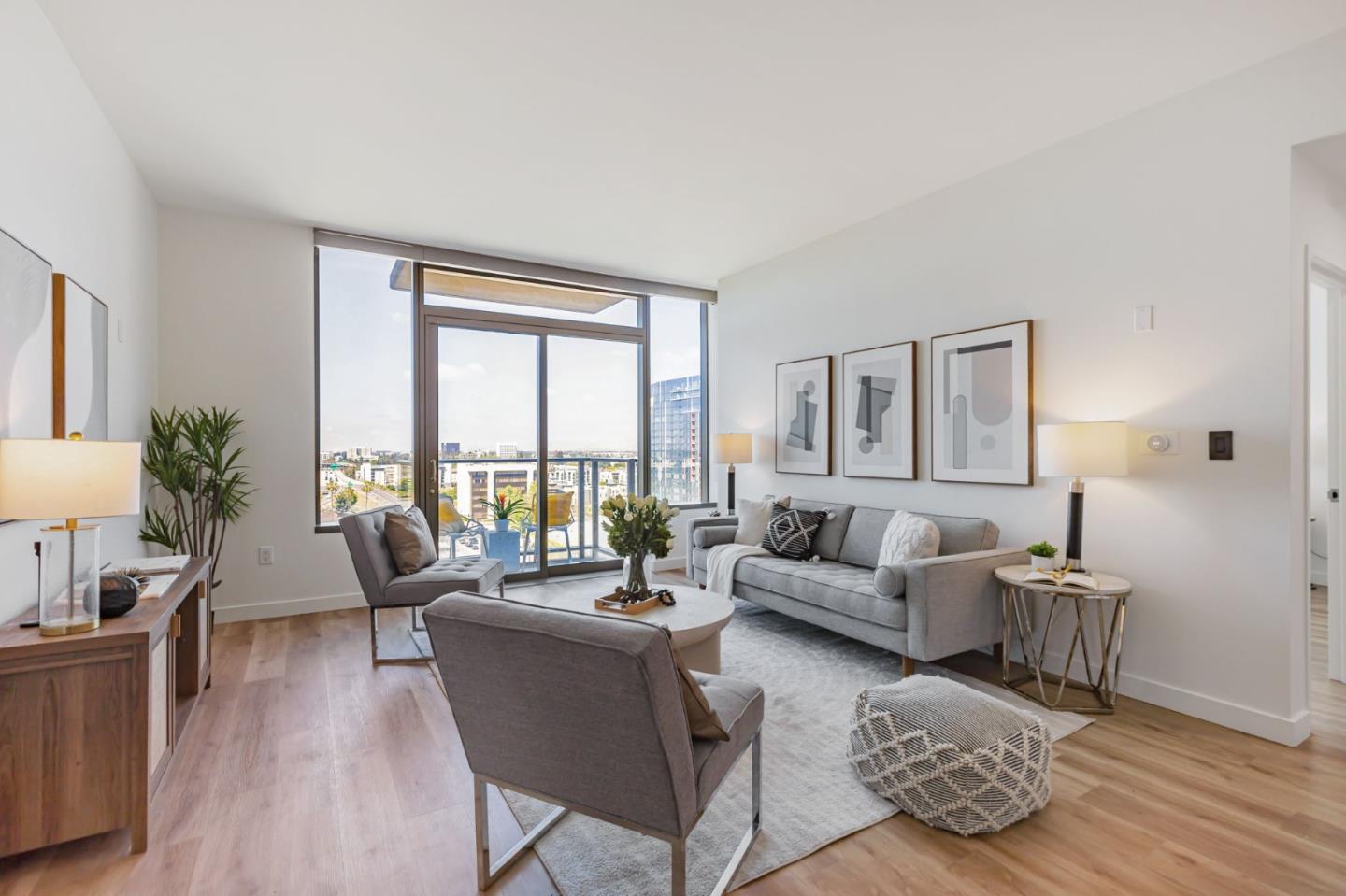 More Details about MLS # ML82004124 : 38 N ALMADEN BLVD 1215