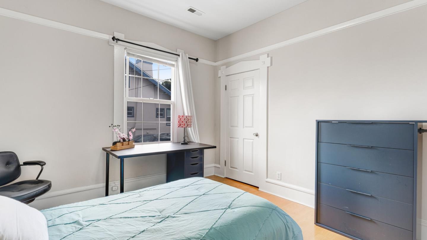 Detail Gallery Image 16 of 49 For 841 Geneva Ave, San Francisco,  CA 94112 - 5 Beds | 3 Baths