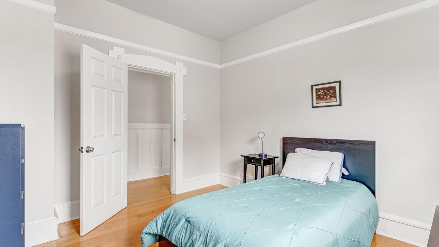 Detail Gallery Image 18 of 49 For 841 Geneva Ave, San Francisco,  CA 94112 - 5 Beds | 3 Baths