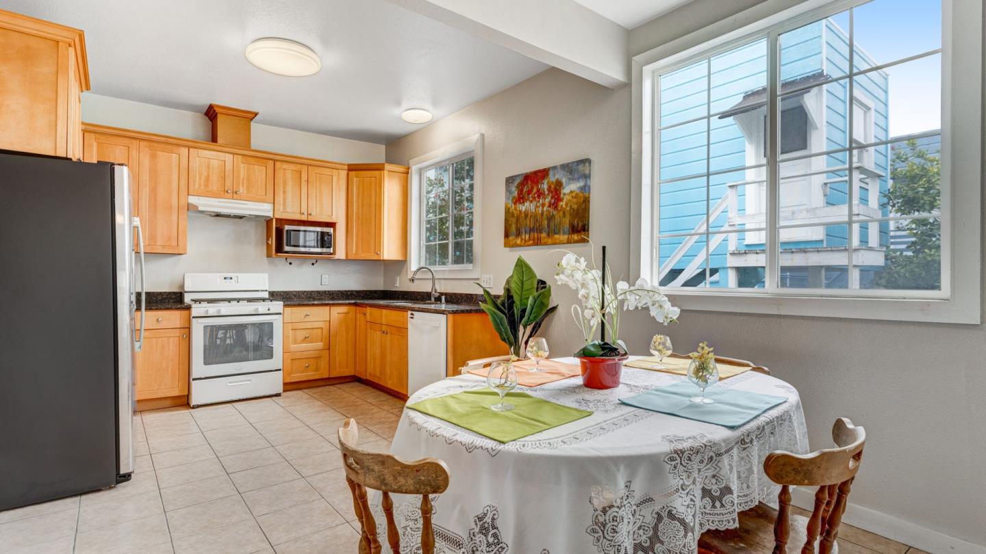 Detail Gallery Image 27 of 49 For 841 Geneva Ave, San Francisco,  CA 94112 - 5 Beds | 3 Baths