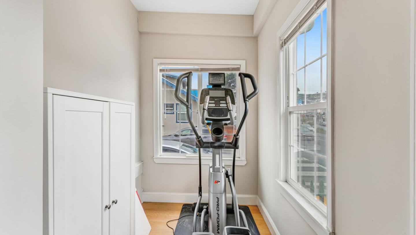 Detail Gallery Image 47 of 49 For 841 Geneva Ave, San Francisco,  CA 94112 - 5 Beds | 3 Baths