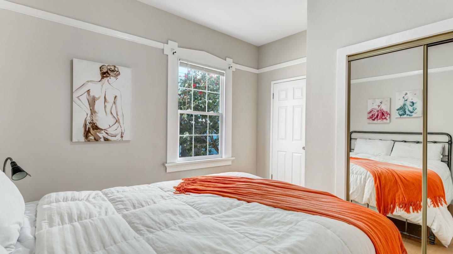 Detail Gallery Image 9 of 49 For 841 Geneva Ave, San Francisco,  CA 94112 - 5 Beds | 3 Baths