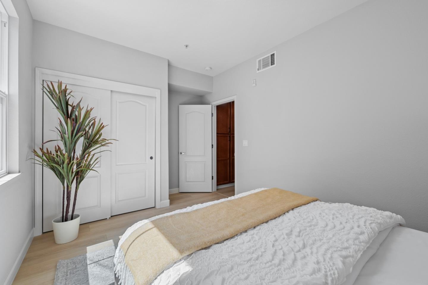 Detail Gallery Image 28 of 43 For 2472 Autumnvale Ave, San Jose,  CA 95131 - 3 Beds | 3 Baths