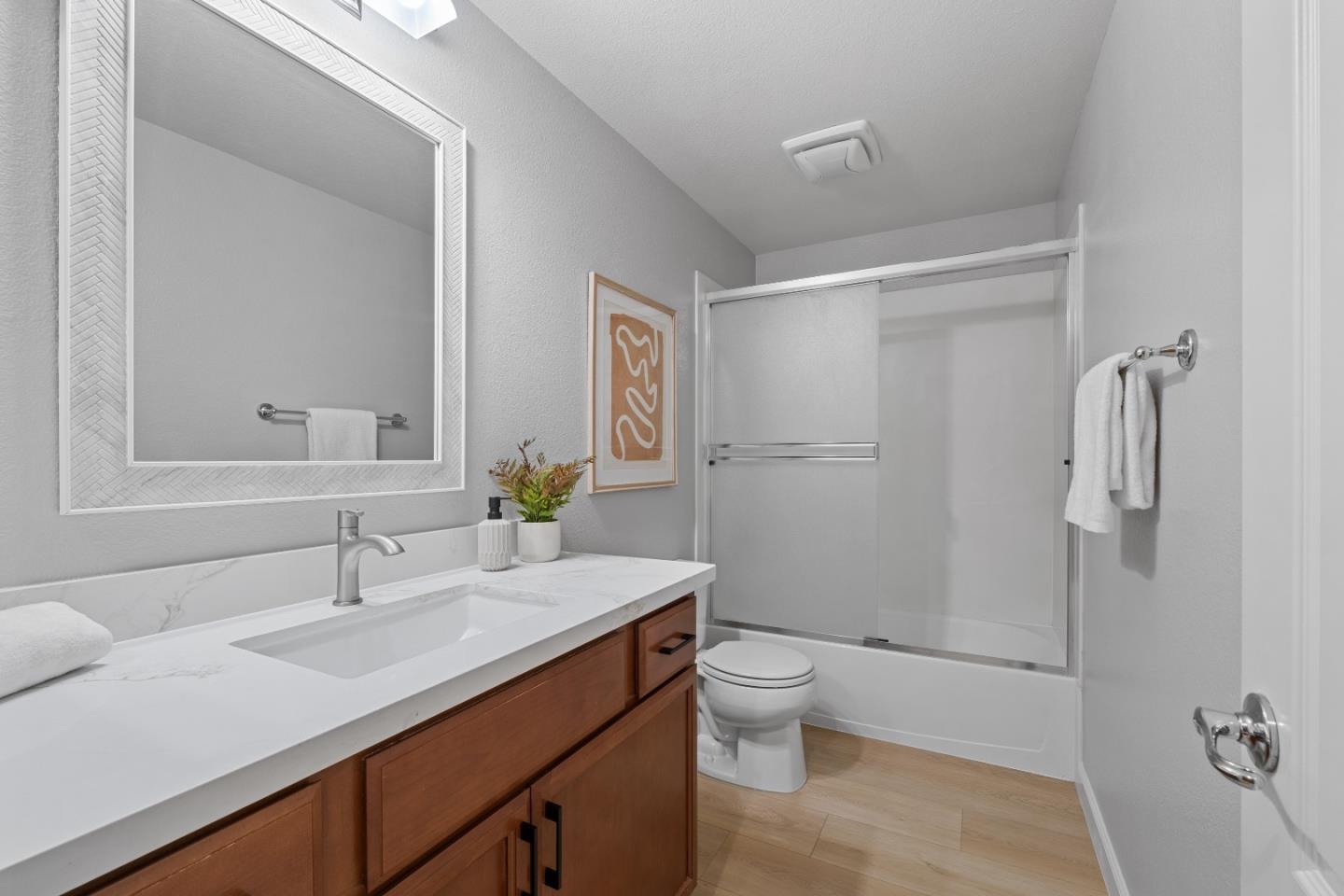 Detail Gallery Image 33 of 43 For 2472 Autumnvale Ave, San Jose,  CA 95131 - 3 Beds | 3 Baths
